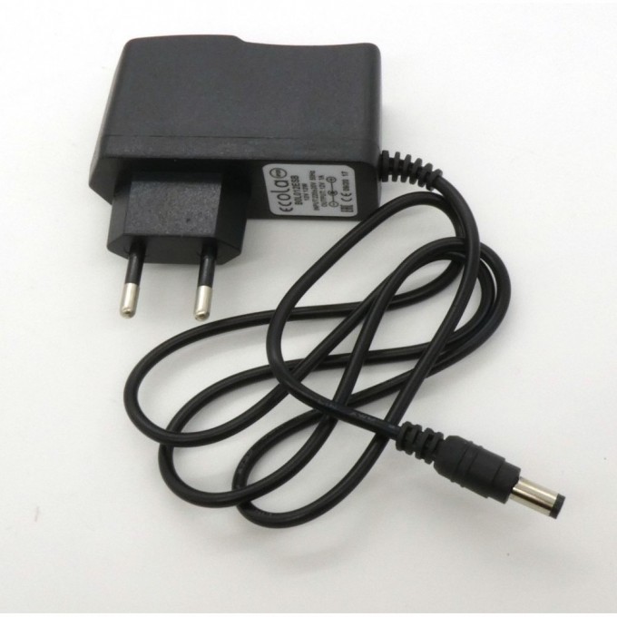 Адаптер питания для светодиодной ленты (на вилке) ECOLA LED STRIP POWER ADAPTER 12W 220V-12V B0L012ESB Адаптер питания для светодиодной ленты (на вилке) ECOLA LED STRIP POWER ADAPTER 12W 220V-12V B0L012ESB